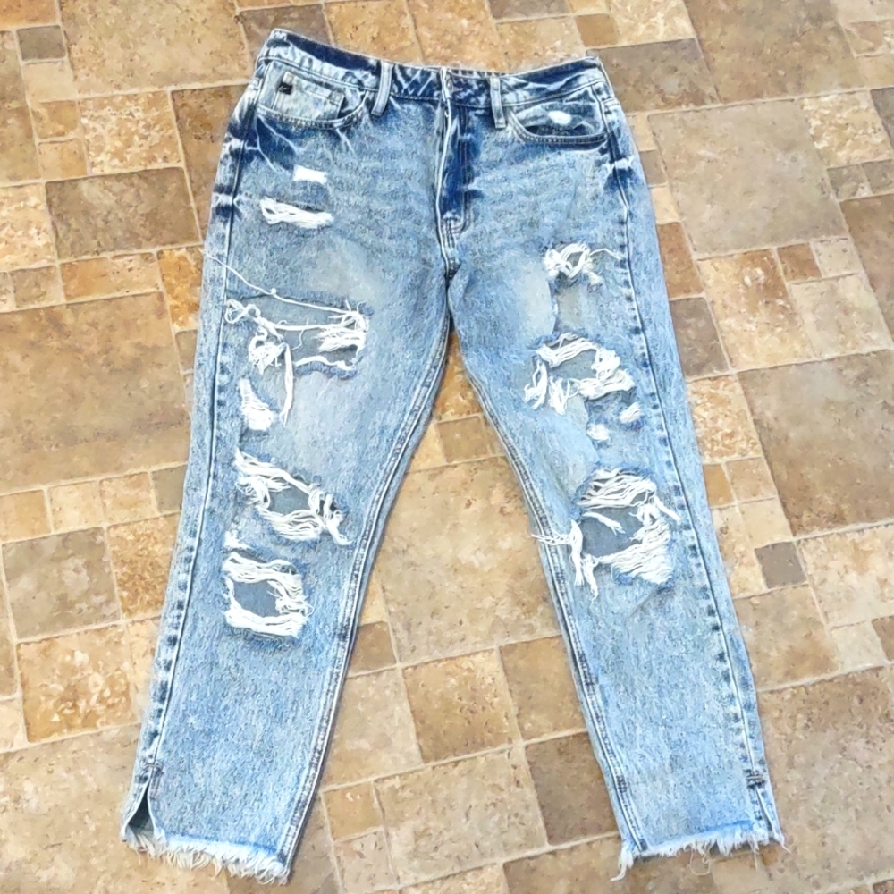 Kancan ripped blue jeans